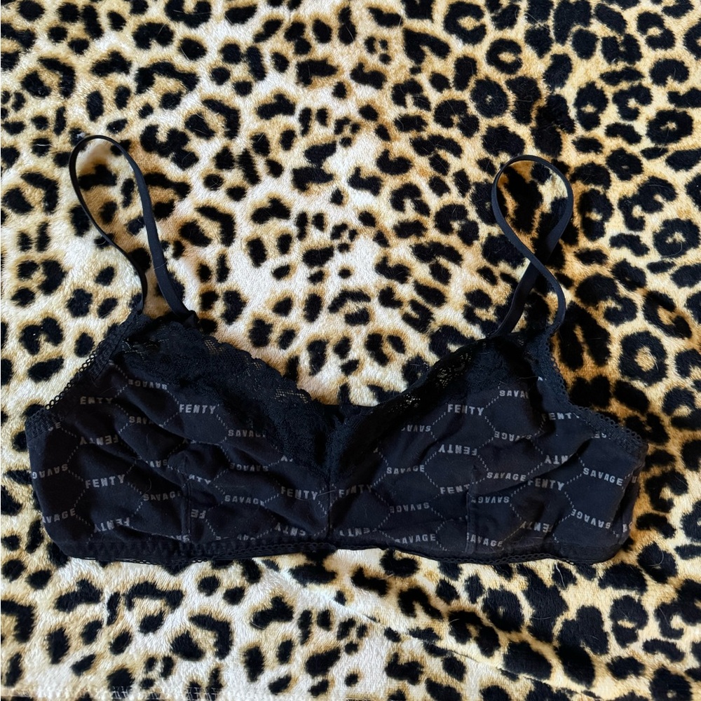 Savage X Fenty Black Lace Logo unlined Bra